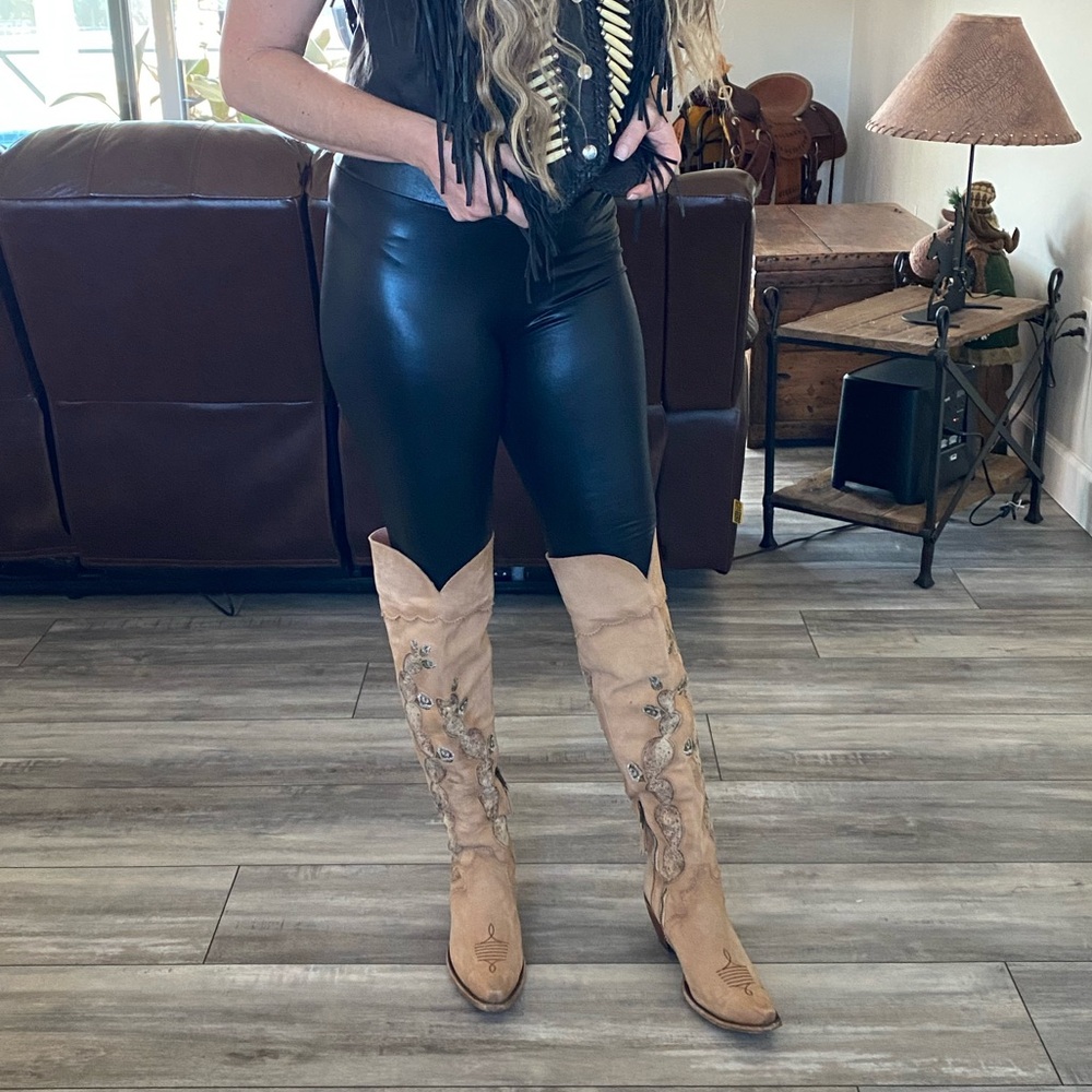 Junk Gypsy by Lane Women's
Cactus Knee High Boot - Snip Toe size 9.5